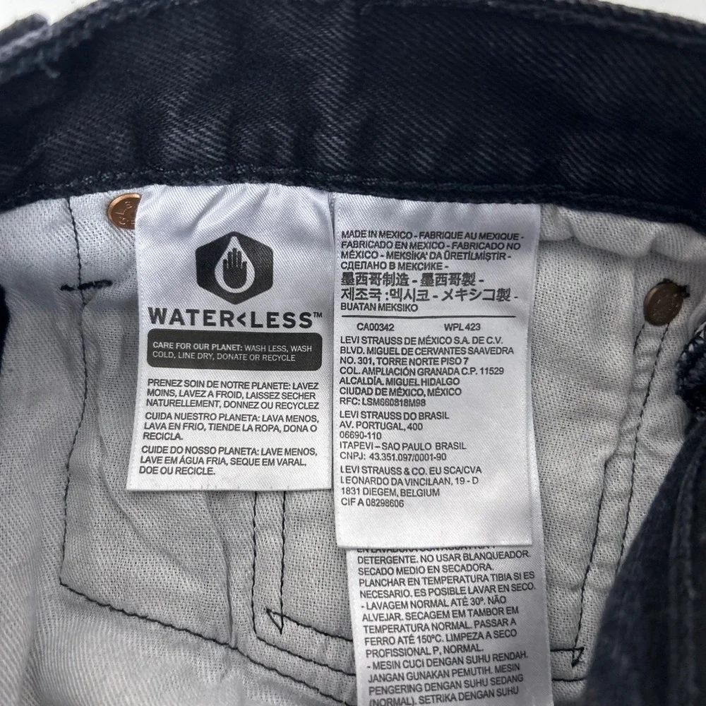 Levi's 501 Original Jeans Mens 32x32 Black Button Fly Straight Leg Denim